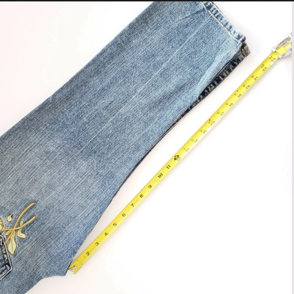 Z Cavaricci Vintage Embroidered Cropped Jeans - Picture 9 of 9